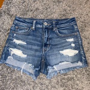 American Eagle Hi-rise shortie